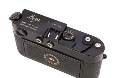 Lot 146 - A Leica M4 Rangefinder Body