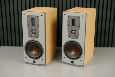 Lot 572 - A Pair of Dali Ikon 2 Speakers