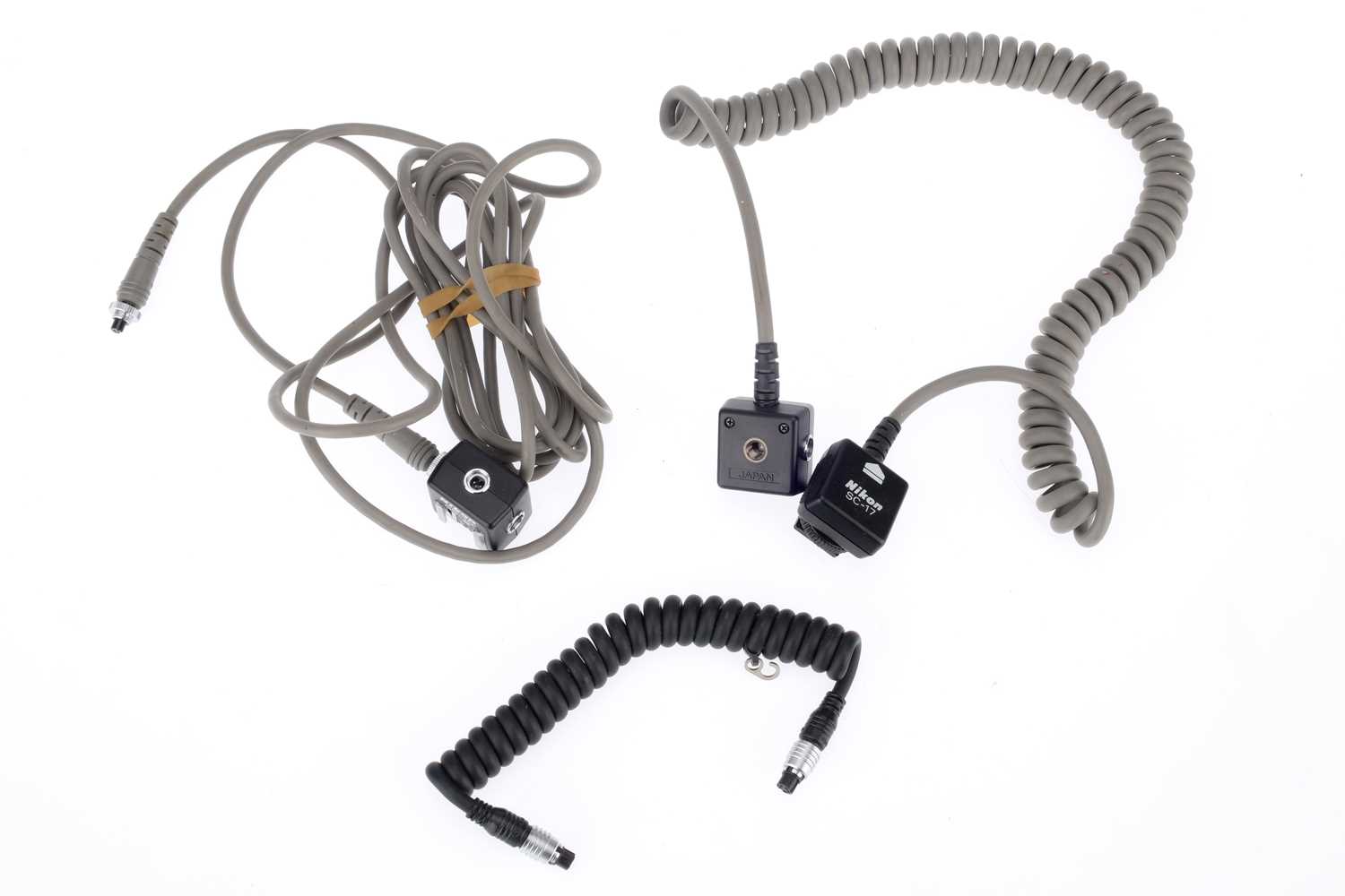 Lot 314 - A Selection of Camera Flash Extension Cables,