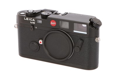 Lot 152 - A Leica M6 Rangefinder Body