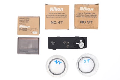 Lot 316 - A Selection of Nikon Accessories