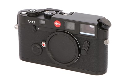 Lot 153 - A Leica M6 Rangefinder Body