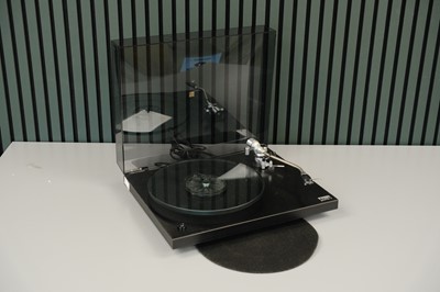 Lot 608 - A Rega Planar 3 Turntable