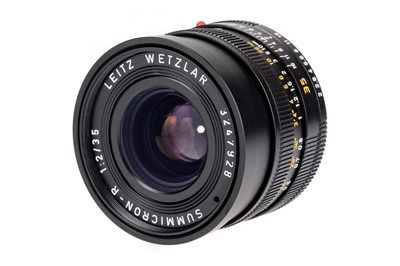 Lot 77 - A Leitz Summicron-R f/2 35mm Lens