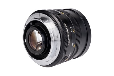 Lot 77 - A Leitz Summicron-R f/2 35mm Lens