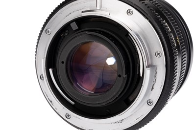 Lot 77 - A Leitz Summicron-R f/2 35mm Lens