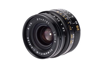 Lot 52 - A Leitz Elmarit-M f/2.8 28mm Lens