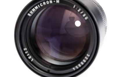 Lot 64 - A Leitz Summicron-M f/2 90mm Lens