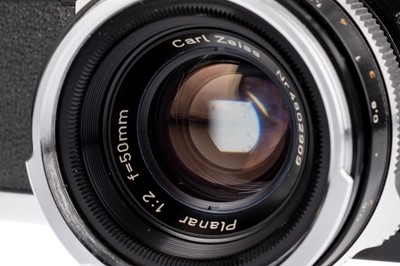 Lot 232 - A Zeiss Ikon Contarex Super SLR Camera