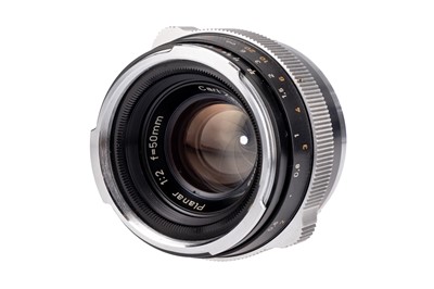 Lot 232 - A Zeiss Ikon Contarex Super SLR Camera