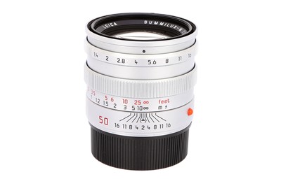 Lot 167 - A Leitz Summilux-M f/1.4 50mm Lens