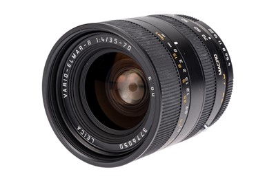 Lot 83 - A Leitz Vario-Elmar-R f/4 35-70mm Lens