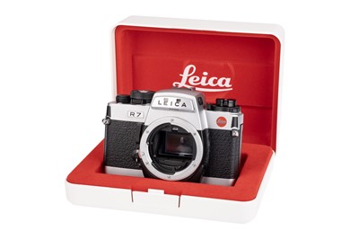Lot 69 - A Leica R7 SLR Camera Body