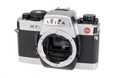 Lot 69 - A Leica R7 SLR Camera Body