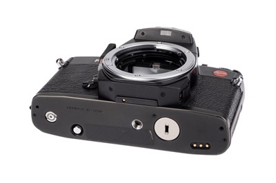 Lot 67 - A Leica R6 SLR Camera Body