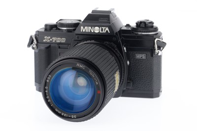 Lot 107 - A Minolta X-700 35mm SLR Camera