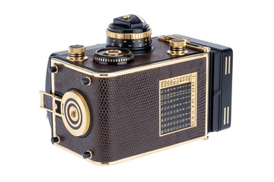 Lot 259 - A Rollei Rolleiflex 2.8F Aurum TLR Medium Format Camera