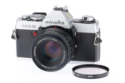 Lot 205 - A Minolta XG 2 35mm SLR Camera