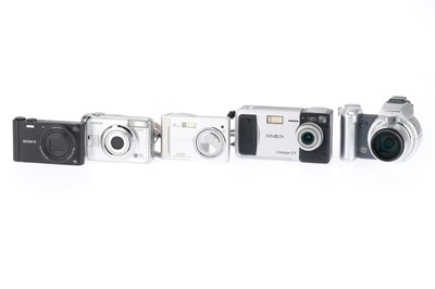 Lot 132 - A Group of Digital Compact Cameras