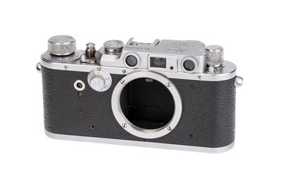 Lot 121 - A Reid & Sigrist 'Leica IIIb' Rangefinder Camera