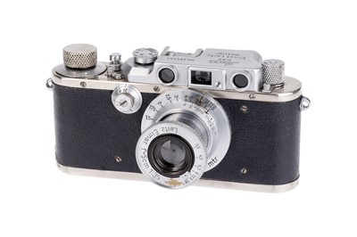 Lot 9 - An Unusual Leica IIIb Rangefinder Camera