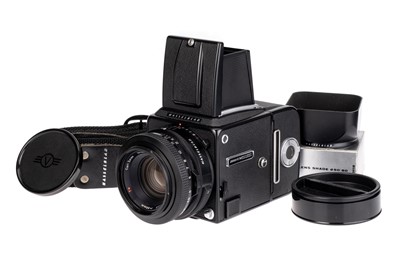 Lot 236 - A Hasselblad 2000FC/M Medium Format Camera