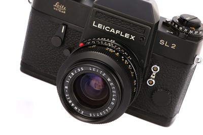 Lot 180 - A Leica Leicaflex SL2 SLR Camera