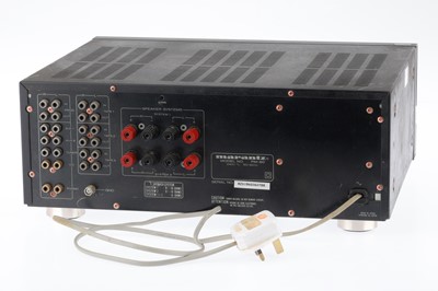 Lot 486 - A Marantz PM-80 Integrated Amplifier