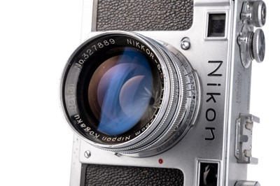 Lot 144 - A Nikon M 35mm Rangefinder Camera