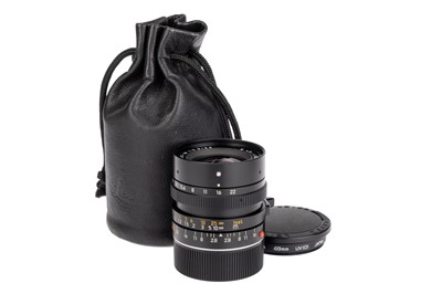 Lot 51 - A Leitz Elmarit-M f/2.8 28mm Lens