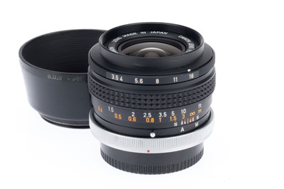 Lot 268 - A Canon f/3.5 35mm Camera Lens