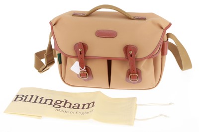 Lot 335 - A Billingham Hadley Pro Camera Bag