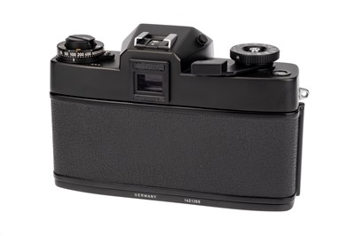 Lot 66 - A Leica Leicaflex SL2 SLR Camera