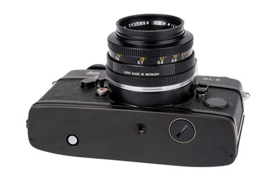 Lot 66 - A Leica Leicaflex SL2 SLR Camera