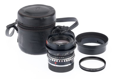 Lot 255 - A Schneider-Kreuznach PA-Curtagon f/4 35mm Lens for Leica R