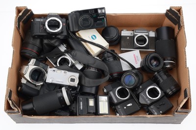 Lot 114 - A Quantity of 35mm Camera Bodies and Lenses