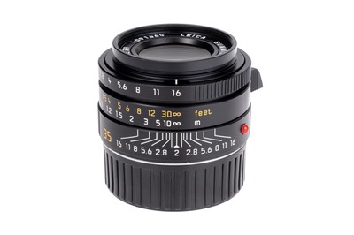 Lot 58 - A Leitz Summicron-M ASPH. f/2 35mm Lens