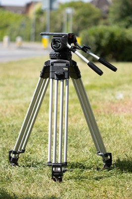 Lot 385 - A Sachtler Video 25 II Tripod Head & Tripod