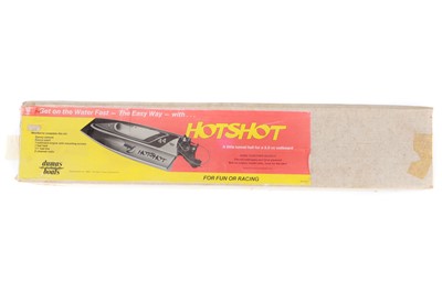 Lot 474 - A Dumas Boats "Hotshot" Model Speedboat Kit