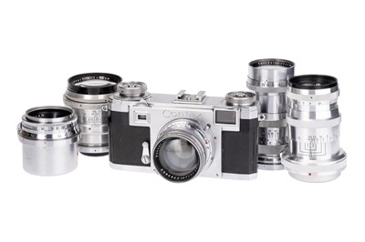 Lot 140 - A Carl Zeiss Contax IIa Rangefinder Camera Outfit