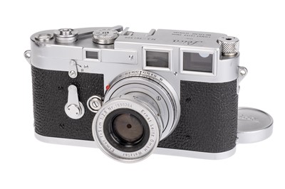 Lot 28 - A Leica M3 DS Rangefinder Camera