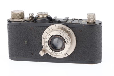Lot 1 - A Leica Standard Camera
