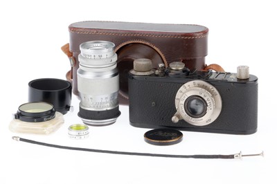 Lot 1 - A Leica Standard Camera