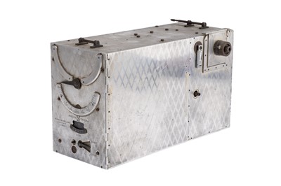 Lot 359 - A Newman Sinclair Kinema No.3 Camera