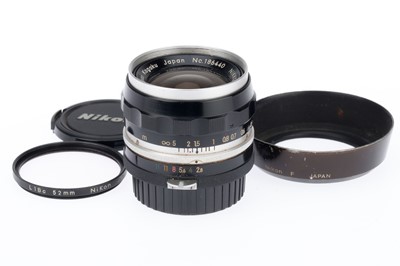 Lot 254 - A Nikon Nikkor-S f/2.8 35mm Ai Lens