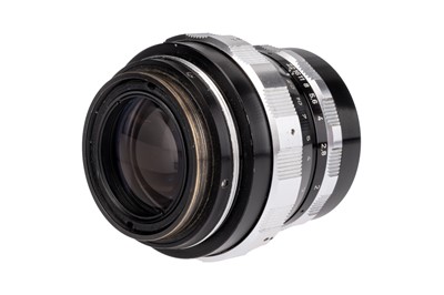 Lot 319 - A Schneider Xenon f/2 75mm Lens