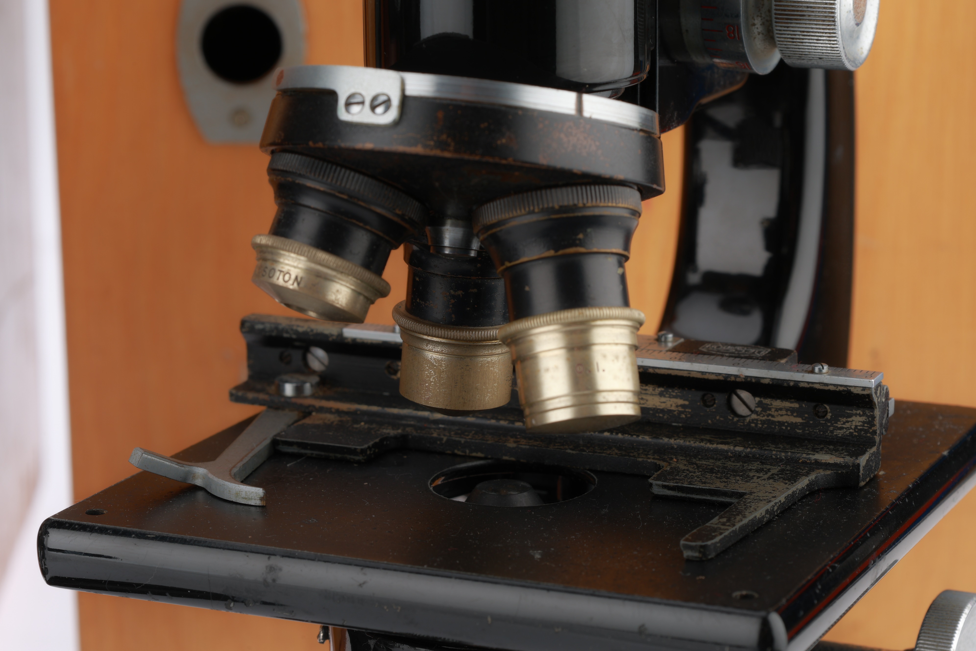 Lot 439 - Collection of 4 Microscopes by Beck, London