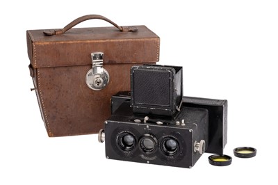 Lot 295 - A Rollei Heidoscop Stereo Camera