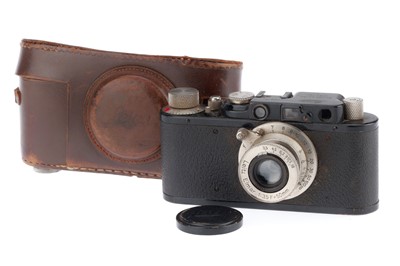 Lot 4 - A Leica II 35mm Rangefinder Camera