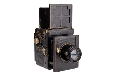 Lot 292 - A Thornton Pickard Rubyette No.2 Reflex Camera